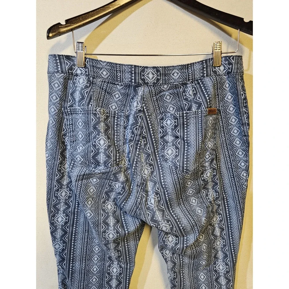 Rock N Roll Women's Flare Denim Jeans Size 31x36 Aztec Print - Picture 7 of 7